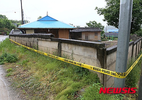 【증평=뉴시스】박재원 기자 = 충북 증평군 증평읍의 한 마을에서 80대 할머니가 인근 마을 주민에 의해 살해당하는 사건이 발생했다. 경찰은 24일 50대 살해용의자에 대해 살인 혐의 등으로 구속영장을 신청할 방침이다. 2016.05.24.&nbsp;&nbsp; pjw@newsis.com 