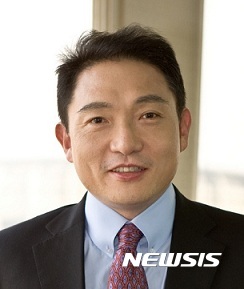 윤재승 회장.