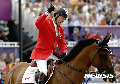 [런던=AP/뉴시스]역대 올림픽 최다 10회 출전에 빛나는 캐나다 승마의 이안 밀러.