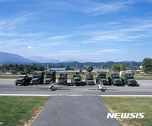 한국항공우주산업(KAI)이 개발해 국내 최초로 군단급 부대에 실천배치된 정찰용 무인기 송골매의 모습. 사진=KAI