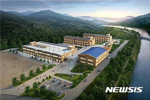  【단양=뉴시스】강신욱 기자 = 내년 3월 개교하는 충북 단양군 기숙형중학교 교명이 단양소백산중학교로 확정됐다. 사진은 단양소백산중학교 조감도. 2016.07.12. (사진=단양교육지원청 제공)&nbsp; photo@newsis.com 