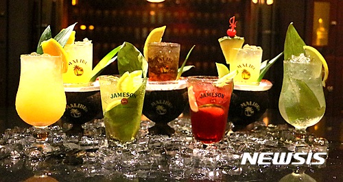 【서울=뉴시스】노보텔 앰배서더 서울 독산 ‘그랑아’의 여름 칵테일 7종.