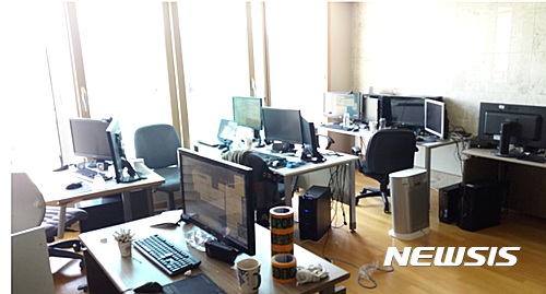 【서울=뉴시스】이재은 기자 = 서울 은평경찰서는 불법 도박 사이트 홍보 전문 사무실을 차리고, 해외 도박사이트를 홍보한 조직폭력배 등 일당을 검거했다고 22일 밝혔다. 사진은 해당 사무실. (사진 제공=은평경찰서)