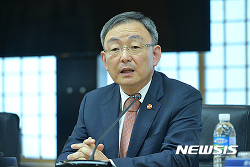 [종합]방통위, 최성준 전 위원장 檢수사 의뢰