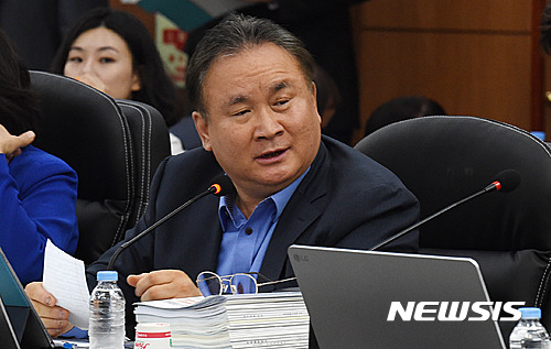 이상민 "구조조정 없는 증세, 국민 동의 어려워" 