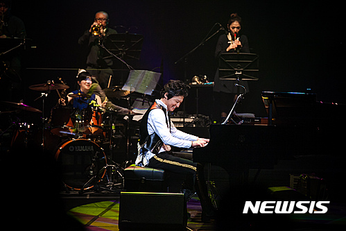 【서울=뉴시스】양방언, 작곡가 겸 피아니스트(사진=엔돌프뮤직)