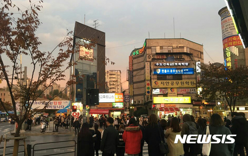【서울=뉴시스】박성환 기자 = 서울 동작구 노량진 고시촌 전경 2016.11.15 sky0322@newsis.com