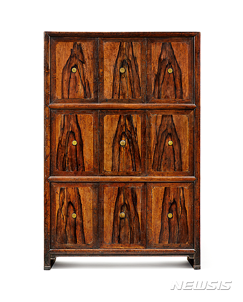 【서울=뉴시스】삼층 책장, 조선 후기 