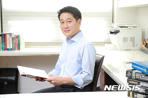 【서울=뉴시스】서울대 경영대학 오정석 교수