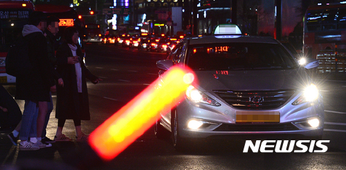 승차거부 서울택시 10일 영업정지…'원스트라이크 아웃' 검토