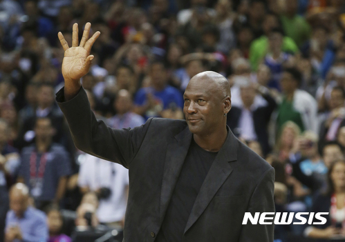 '농구황제' 조던, 美 흑인사망에 "슬픔·고통·분노 느껴"