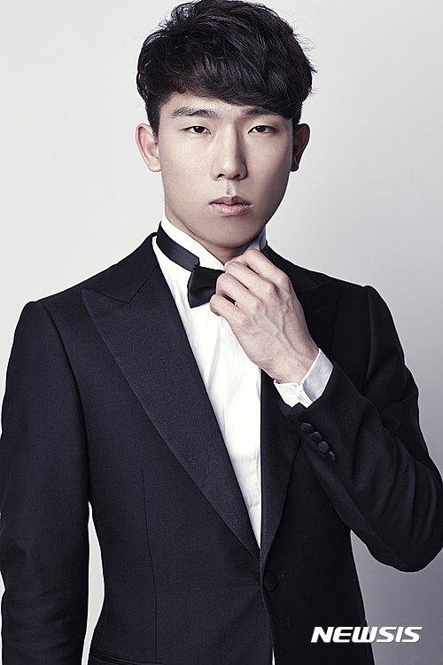 【서울=뉴시스】차세대 첼리스트 문태국이 '야노스 스타커상'을 받았다.(사진=크레디아)