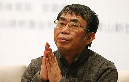 【서울=뉴시스】인공지능(AI) '알파고'의 후신으로 추정되는 AI가 세계 바둑고수를 잇달아 이긴 데 이어 4일 중국에서 기성(棋聖)으로 불리는 원로기사 네웨이핑(65) 9단까지 패배시켰다.