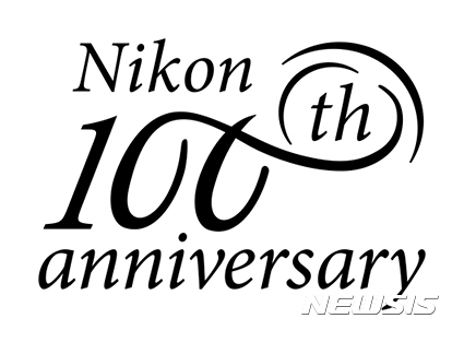 니콘 100주년 기념 로고 이미지