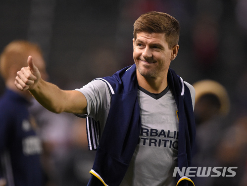 【카슨=AP/뉴시스】리버풀 전설 스티븐 제라드