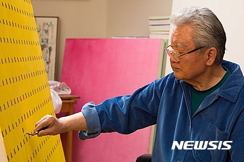 【서울=뉴시스】‘물의 화가’로 유명한 재미교포 안영일 화백. 사진제공=갤러리현대