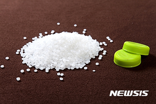 【서울=뉴시스】 한화토탈 병뚜껑용 HDPE