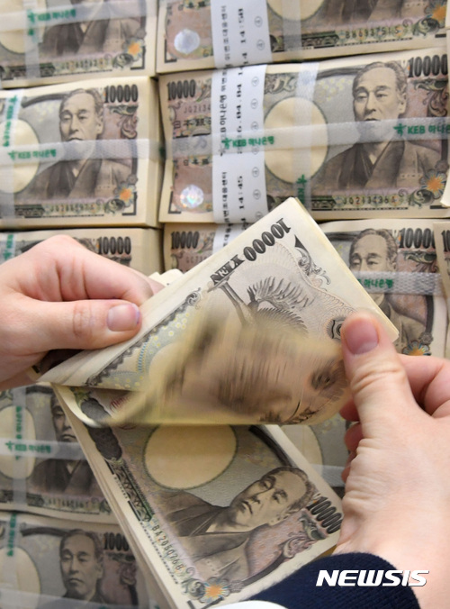 엔화, 뉴욕 증시 폭락에 1달러=108엔대 중반 반등 출발