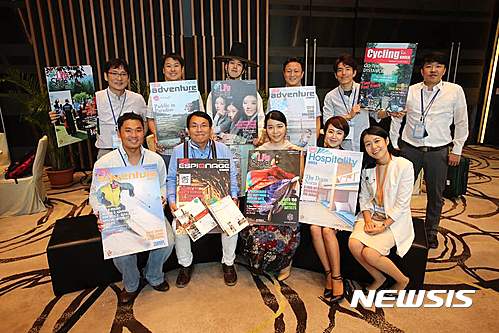 【서울=뉴시스】한국관광공사는 오는 22일까지 제7회 관광벤처사업 공모전에 참가할 사업자를 모집한다고 16일 밝혔다. 사진은 싱가포르 MICE 업계 B2B상담회에 참가한 관광벤처기업 관계자들. 2017.2.16(사진=한국관광공사 제공) photo@newsis.com