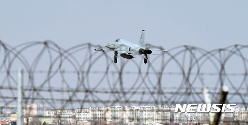 [수원=뉴시스] 수원 공군 제10전투비행장. (사진=뉴시스DB) photo@newsis.com