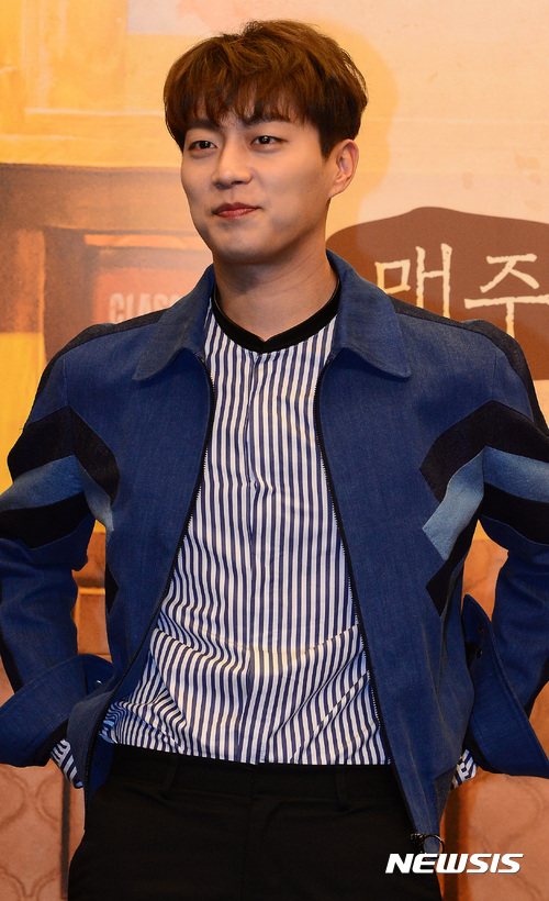 윤두준, 출국 불가 왜···병역법 개정, 한류 악영향?