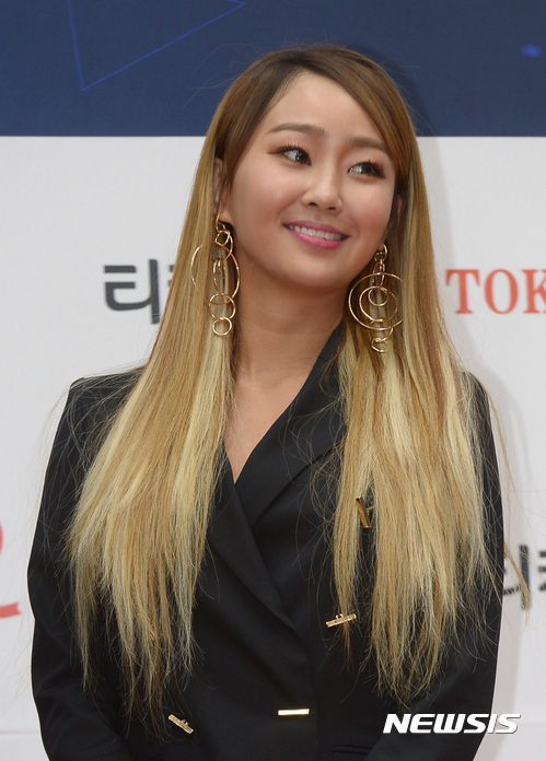 【서울=뉴시스】이영환 기자 = 가수 효린. 2017.02.22. 20hwan@newsis.com