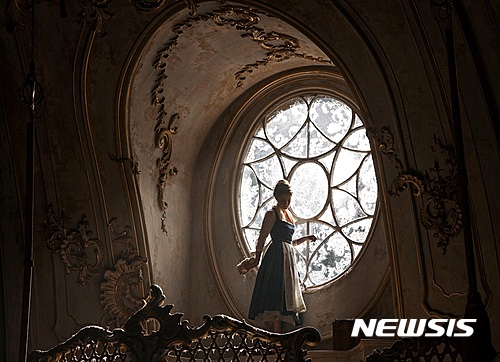 【서울=뉴시스】영화 '미녀와 야수'. 2017.3.6(사진=월트디즈니컴퍼니코리아 제공) photo@newsis.com