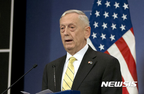 매티스 미 국방,&nbsp; 트럼프와의 의견충돌설 일축···"잘못된 해석"&nbsp; 