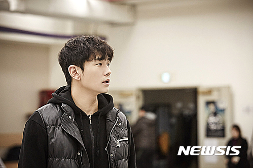 【서울=뉴시스】온주완, 뮤지컬 '윤동주, 달을 쏘다.' 주역. 2017.03.12.(사진 = 서울예술단 제공)&nbsp;&nbsp; photo@newsis.com
