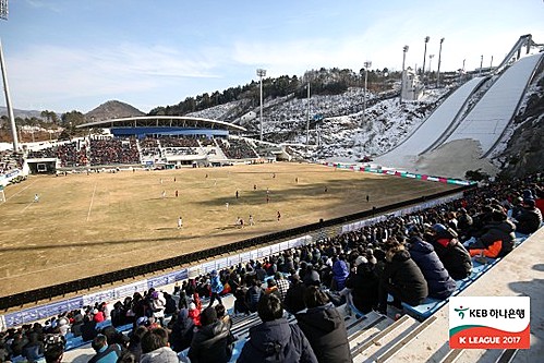 【서울=뉴시스】강원FC 홈 구장인 평창 알펜시아 스타디움의 전경. (사진=한국프로축구연맹 제공)