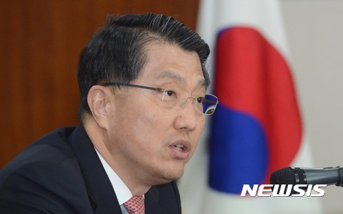 자영업자 대출 상반기 20조 늘어···진웅섭 "풍선효과 차단 '현장점검' 강화"