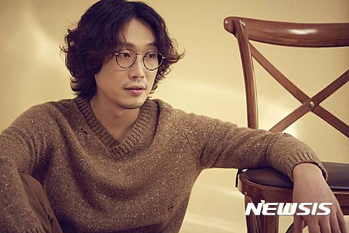 【서울=뉴시스】토마스 쿡, 가수. 2017.03.16. (사진 = 뮤직팜 제공) photo@newsis.com