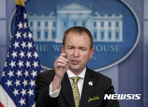 백악관 비서실장대행 "장벽예산 합의 실패시 다시 셧다운" 