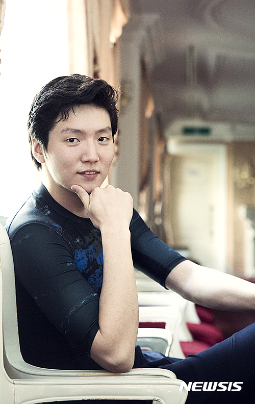 【서울=뉴시스】간토지 오콤비얌바, 몽골 출신 발레 '돈키호테' 주역 . 2017.03.19.(사진 = 유니버설발레단 제공) photo@newsis.com