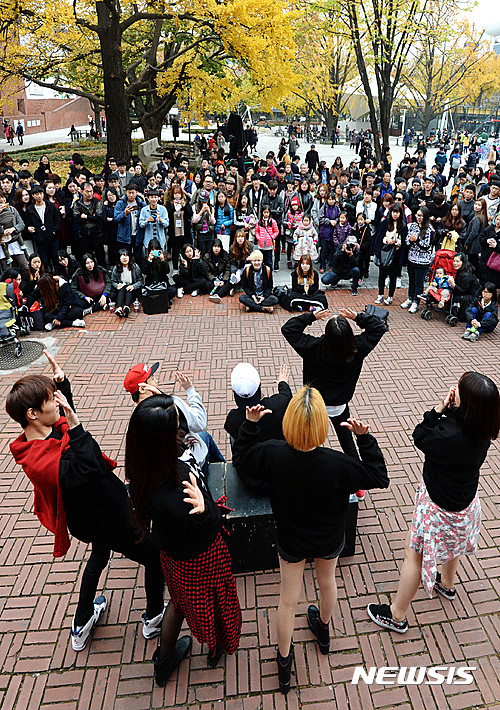 【서울=뉴시스】춤(기사 내용과 상관 없습니다).  2017.03.20.(사진 = 뉴시스 DB)   photo@newsis.com