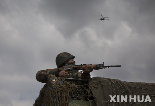 중국 해군 잠수함 인도양에 진입···국경대치 中印 긴장고조