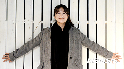 【서울=뉴시스】고범준 기자 = 김소희 연희단거리패 대표가 31일 오후 서울 종로구 혜화동 게릴라극장에서 뉴시스와 인터뷰를 하고 있다. 2017.04.02.&nbsp;&nbsp; bjko@newsis.com