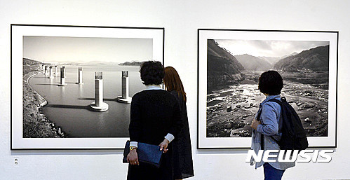 【대구=뉴시스】정창오 기자 = 지난 2006년 출발한 아시아 최대 사진예술축제인 '대구사진비엔날레'. 뉴시스DB. 2018.09.06. jco@newsis.com