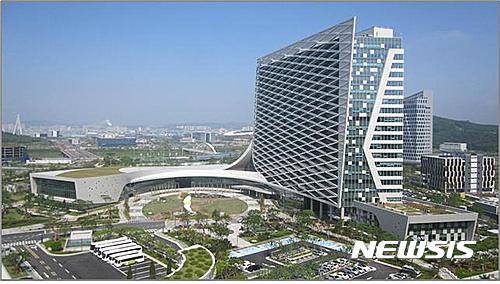 【진주=뉴시스】정경규 기자 = 경남 진주 한국토지주택공사가 2016년도 정부 3.0 평가결과 우수기관(최고등급)으로 선정됐다고 4일 밝혔다.2017.04.04.(사진=LH 제공) photo@newsis.com