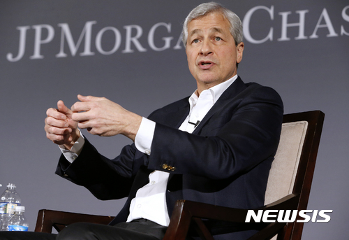 JP모건 다이먼 "하드 브렉시트는 영국에 재앙"