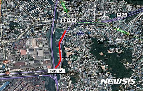 【부산=뉴시스】허상천 기자 = 부산시는 최근 남구 문현동 820번지 일원 철도 폐선부지 3073㎡에 대해 기획재정부와 무상귀속 협의를 마무리하고 올 연말까지 도로 확장 도시계획시설 사업을 본격 추진 할 계획이라고 10일 밝혔다. 2017.04.10. (위치도 = 부산시 제공)&nbsp; photo@newsis.com