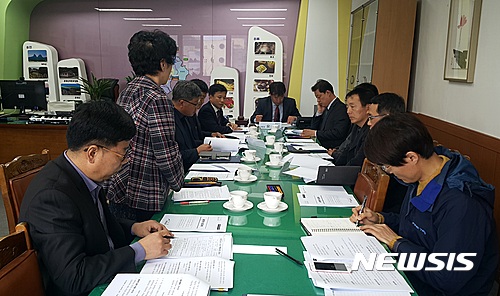【진안=뉴시스】윤난슬 기자 = 전북 진안군은 '토굴형 저온저장 진안김치 브랜드화 사업'이 전북도 공모사업인 삼락농정 시·군 특화사업에 선정됐다고 17일 밝혔다. 2017.04.17.(사진=진안군 제공) photo@newsis.com