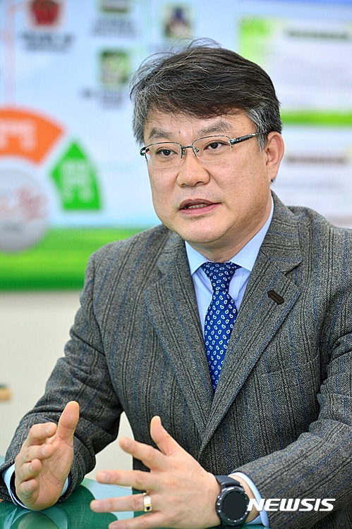 【안동=뉴시스】류상현 기자 = 김종수 경북도 농축산유통국장. 2017.04.21 (사진=경북도 제공)&nbsp; photo@newsis.com
