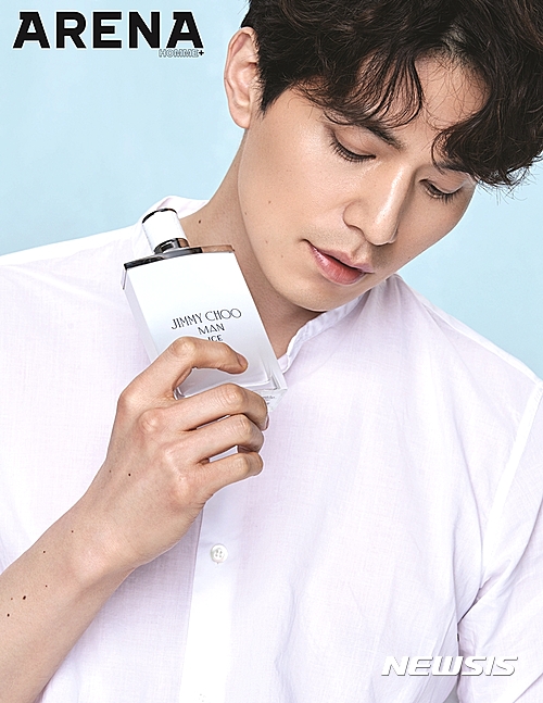 【서울=뉴시스】배우 이동욱