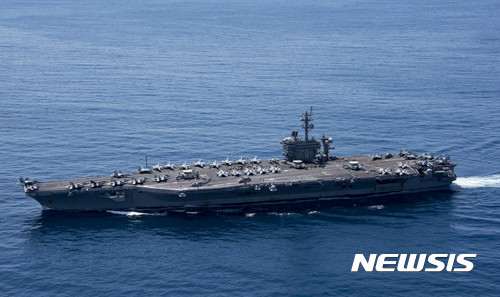미일 항공모함, 동해·동중국해서 연합훈련···“한반도 유사시 지원 겨냥”