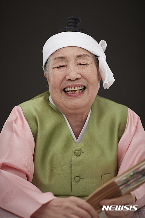 【서울=뉴시스】조영숙, 국가무형문화재 제79호 발탈 