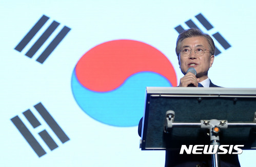 [文정부 100일]"고강도 재벌개혁·급진적 정책…경영차질 우려"