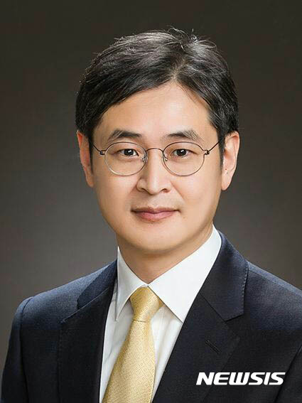 [서울=뉴시스] 박형철 전 청와대 민정수석실 반부패비서관. 2017.05.12. (사진=청와대 제공) photo@newsis.com