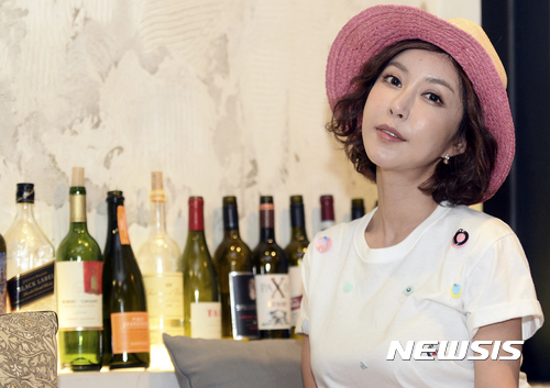 '도박빚 피소' SES 슈, 온갖 설·설·설···이미지↓