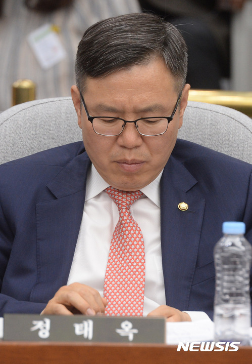 '인천 비하 발언' 정태옥, 한국당 자진 탈당 